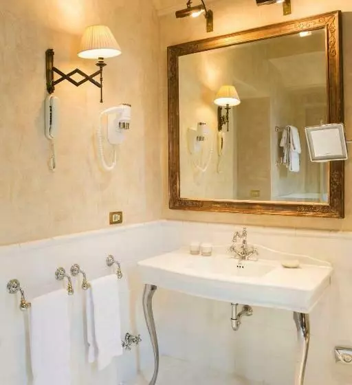 اتاق لوکس, Grand Hotel Baglioni