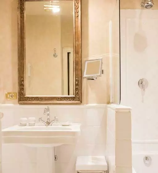 اتاق لوکس خانوادگی, Grand Hotel Baglioni