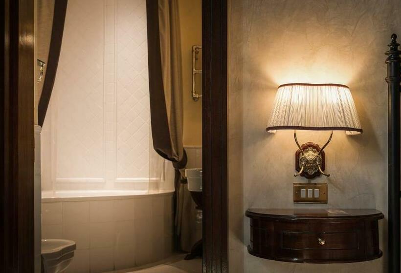 اتاق اجرایی سه نفره, Grand Hotel Baglioni