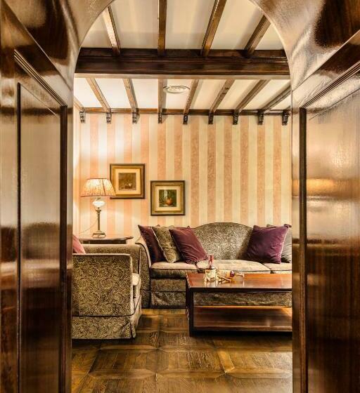 سوییت جونیور, Grand Hotel Baglioni
