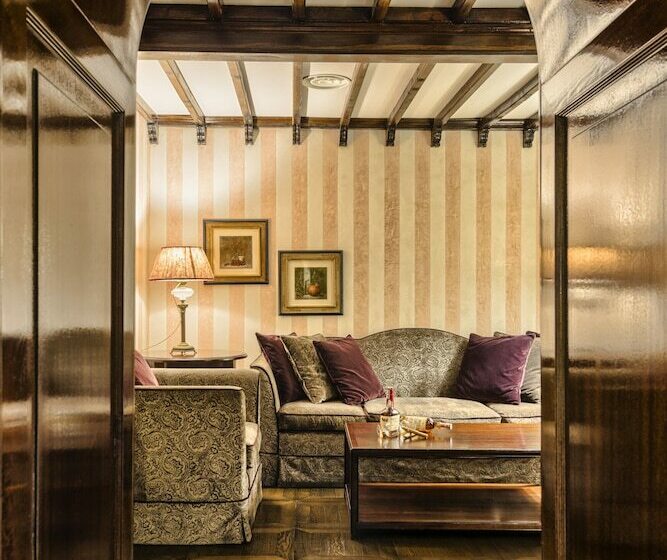 سوییت جونیور, Grand Hotel Baglioni