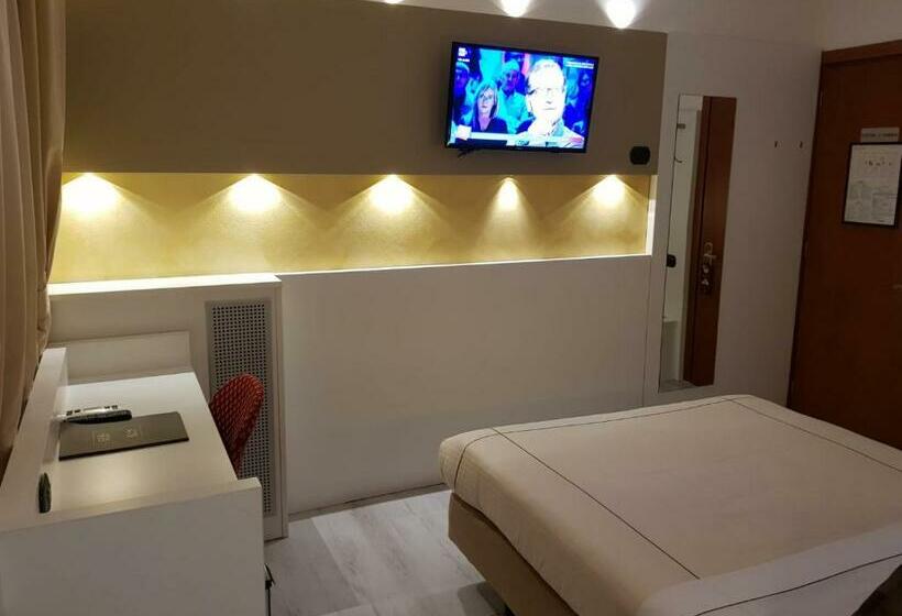 اتاق استاندارد یک نفره, Agape Hotel Aa Hotels