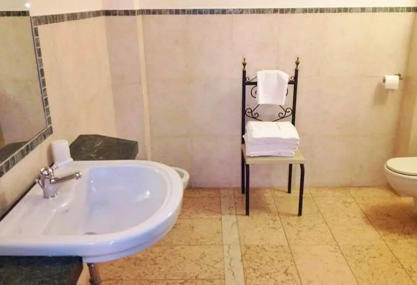 スタンダードトリプルルーム, Albergo Bianchi Stazione