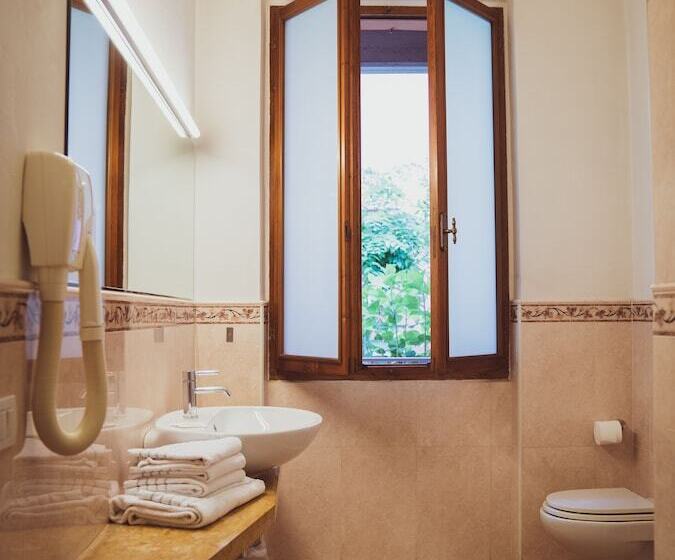 スタンダードトリプルルーム, Albergo Bianchi Stazione