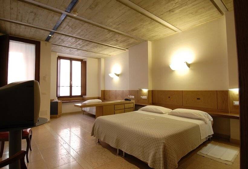 スタンダードトリプルルーム, Albergo Bianchi Stazione