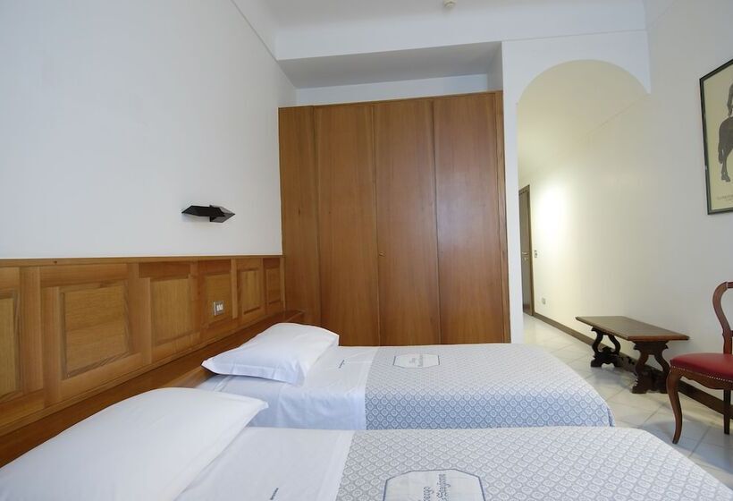 スタンダードトリプルルーム, Albergo Bianchi Stazione