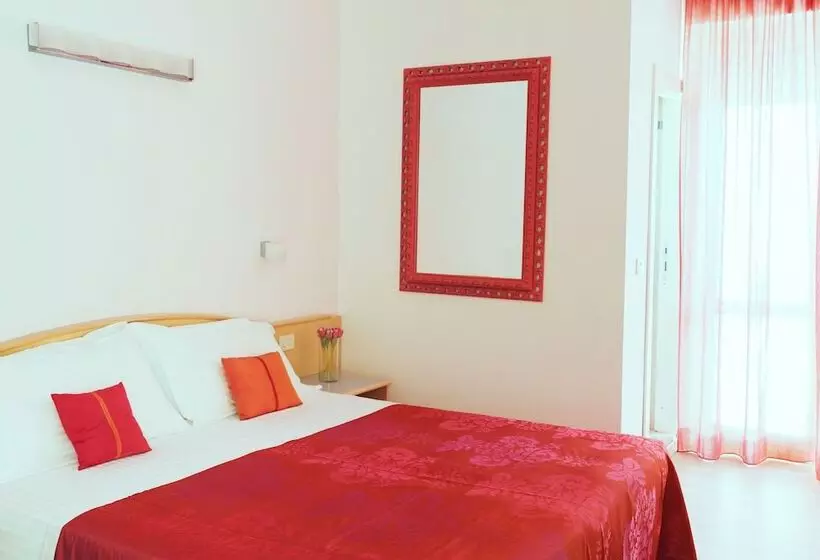 Standard Kolmen Hengen Huone, Albergo Punta De L'est