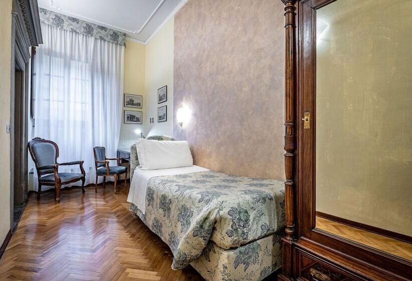 اتاق استاندارد یک نفره, Alessandra