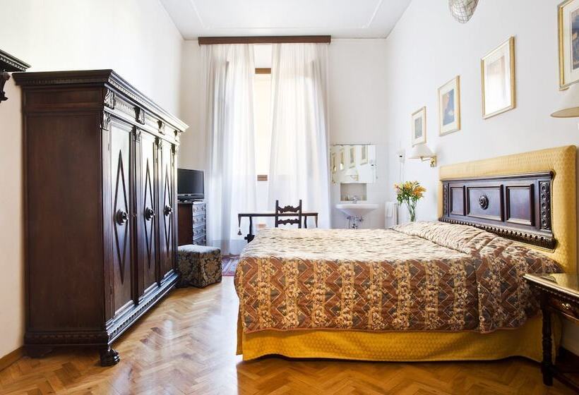 اتاق استاندارد, Alessandra