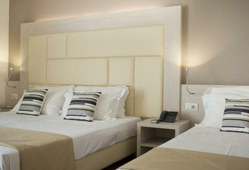 Номер Стандарт Трехместный, Alexander