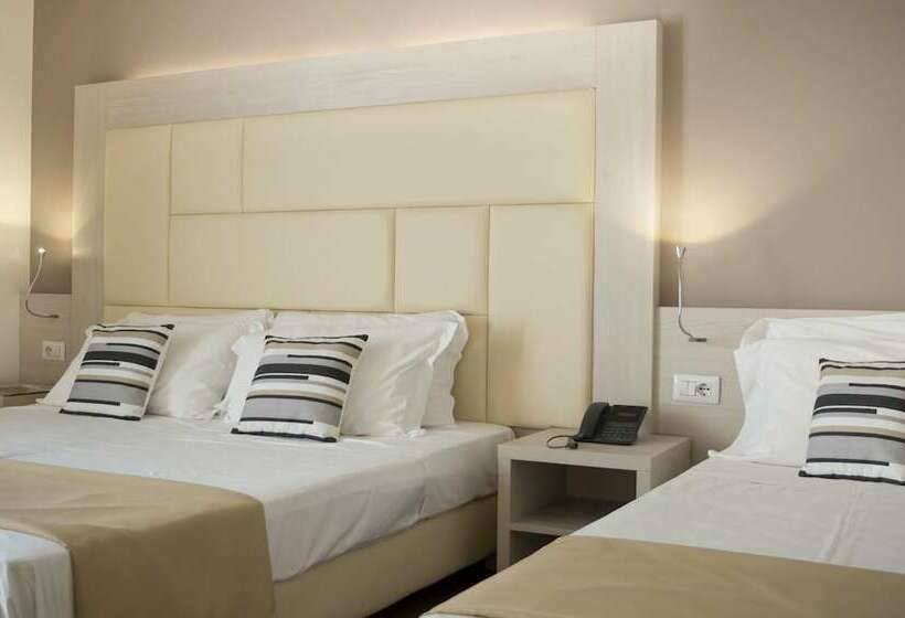 Номер Стандарт Трехместный, Alexander