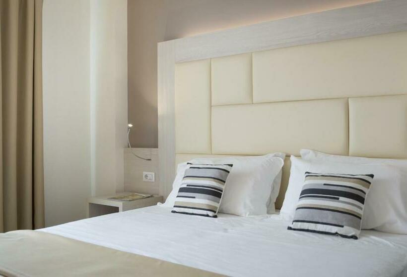 Номер Superior, Alexander