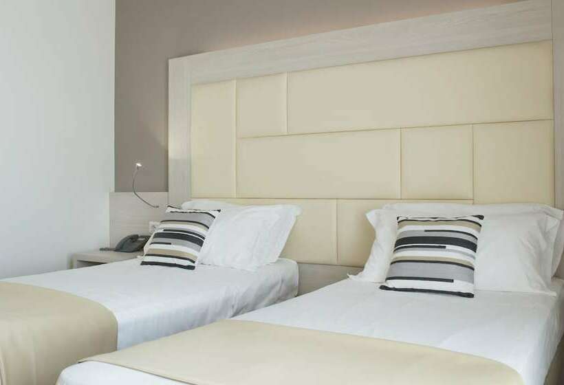 Номер Superior, Alexander