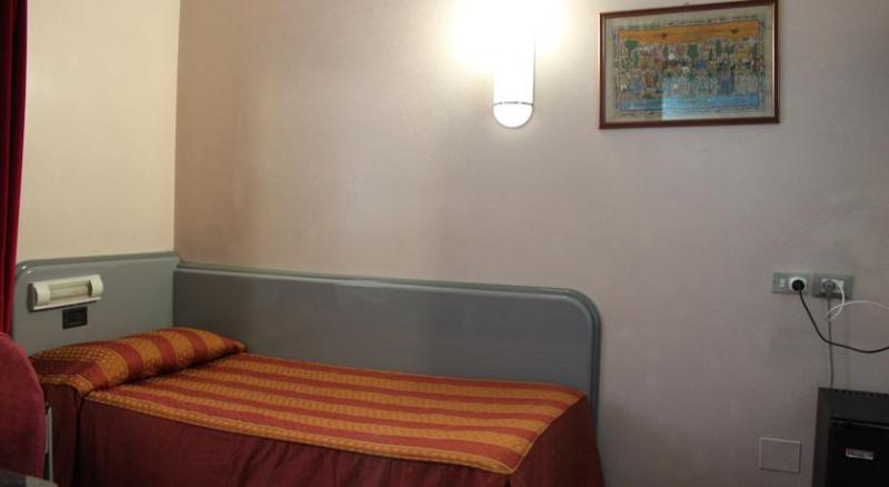 Номер Стандарт Индивидуальный, Alexander