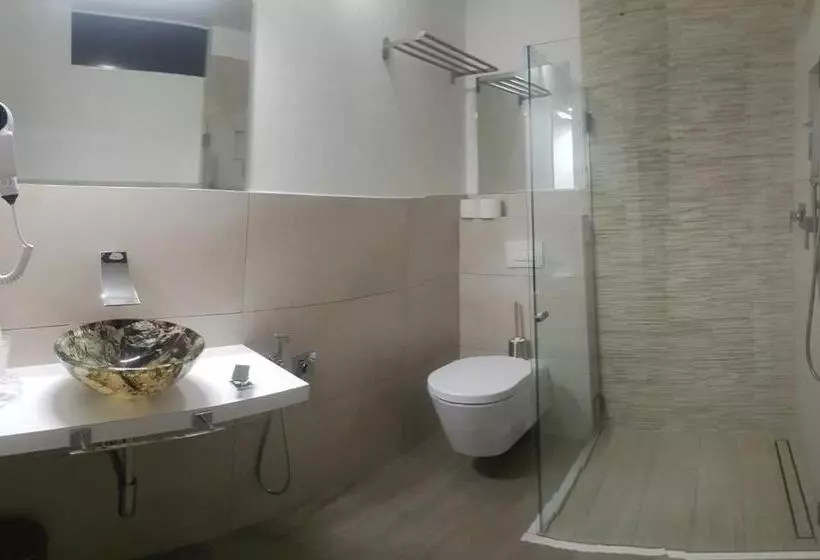 スーペリアの４人部屋, Asiago Beach