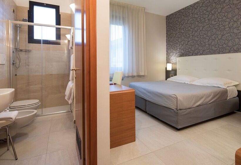 スタンダードルーム, Astra