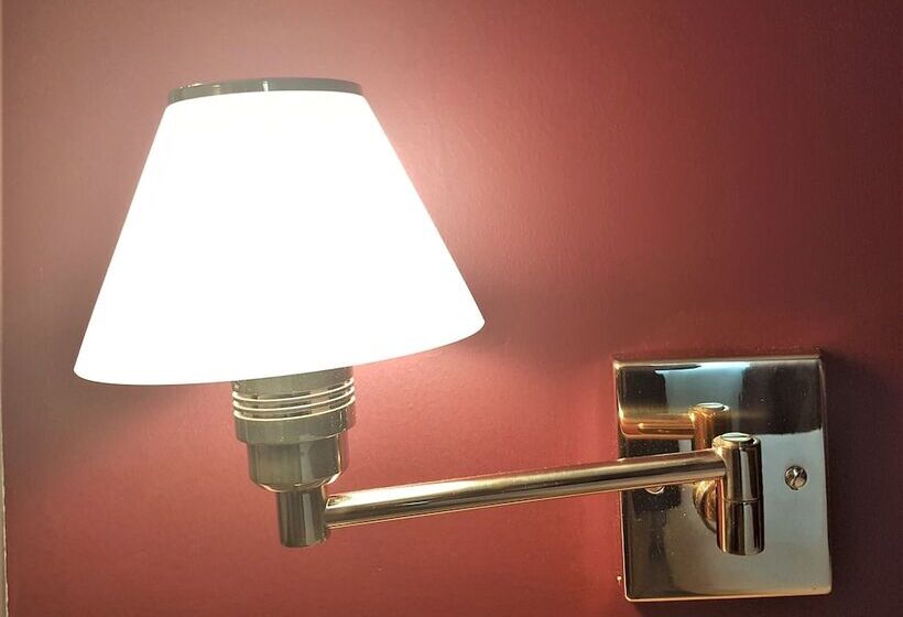 デラックスルーム, Astra