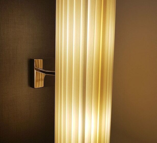 デラックスルーム, Astra