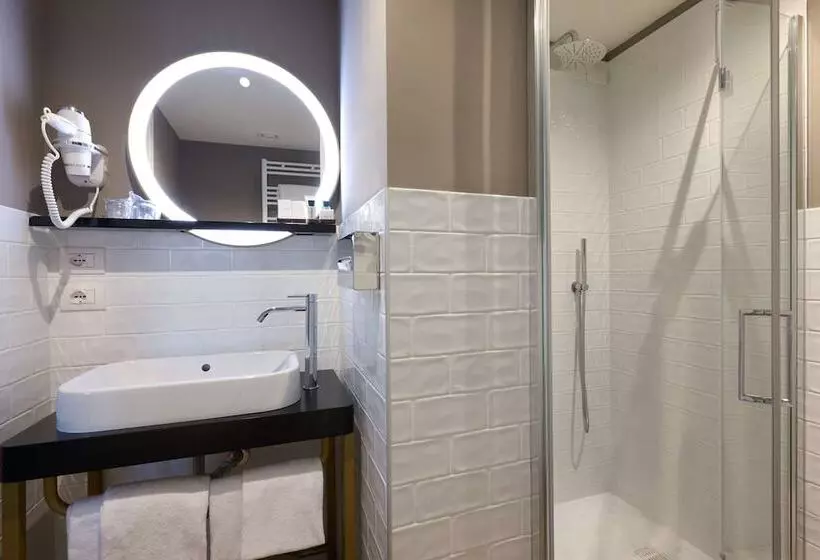اتاق خانوادگی, Best Western Hotel Tritone