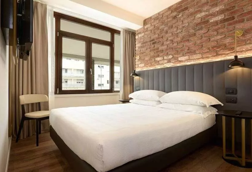 اتاق خانوادگی, Best Western Hotel Tritone
