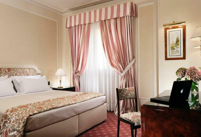 Camera Classica, De La Ville