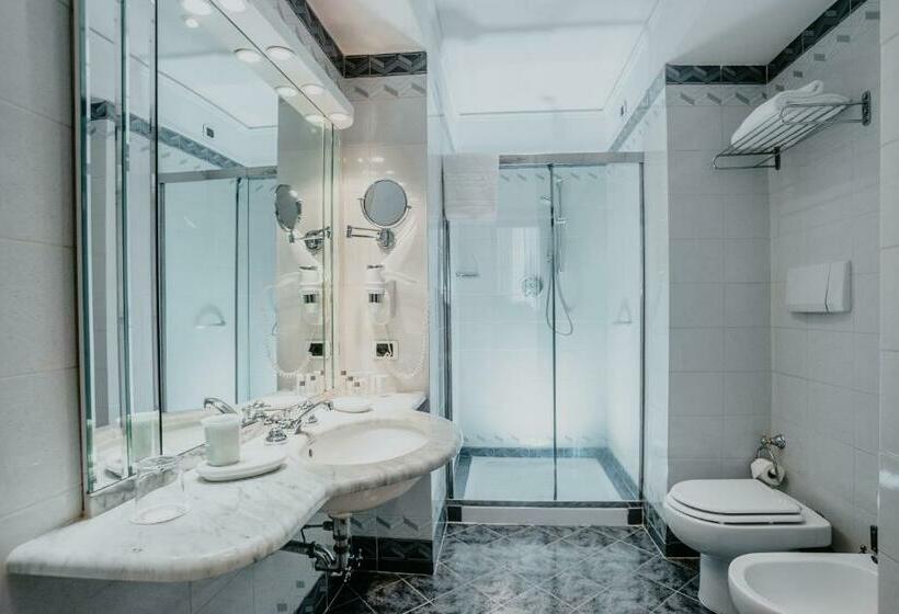 Camera Classica, De La Ville