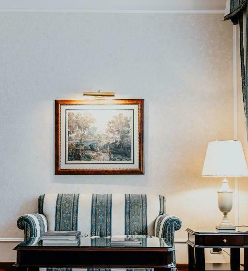 Camera Tripla Superiore, De La Ville