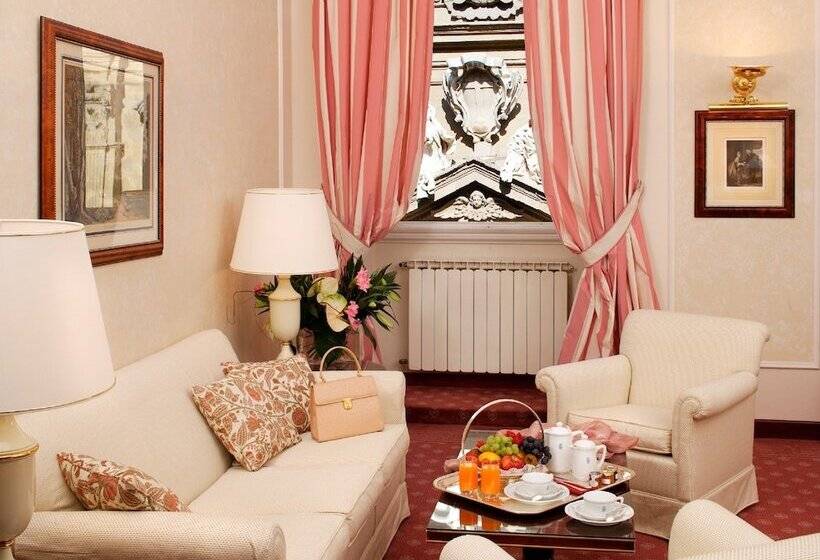 Suite Junior, De La Ville