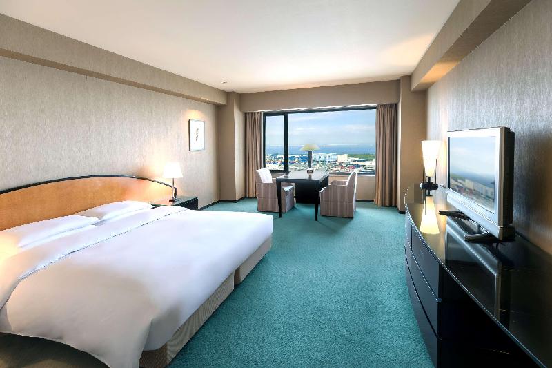 Camera Basic, De La Ville