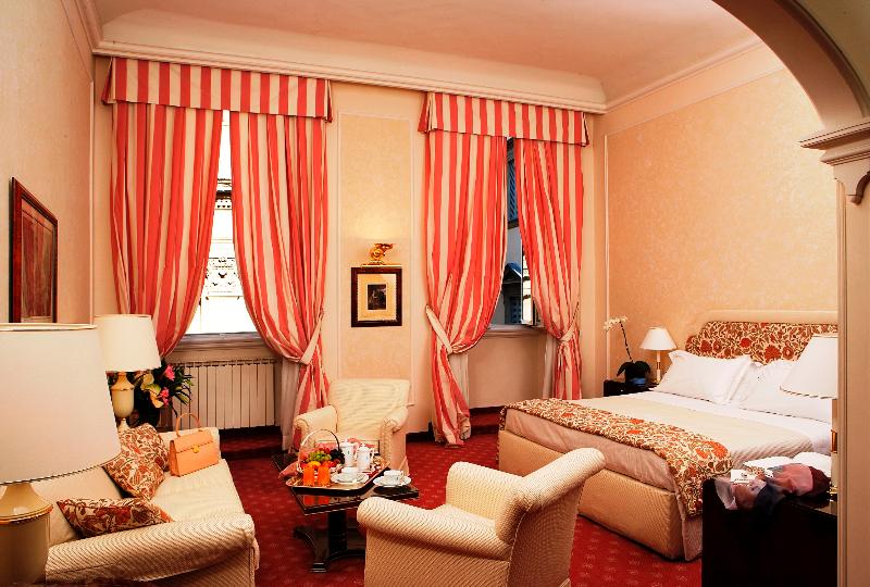 Suite Junior, De La Ville