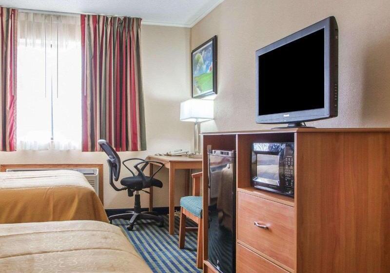 Camera Tripla Superiore, De La Ville