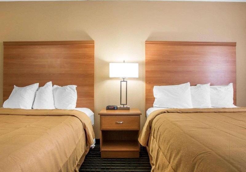 Camera Tripla Superiore, De La Ville