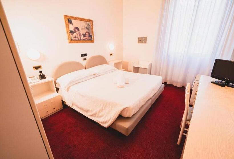 스탠다드 룸, Grand Hotel Milano