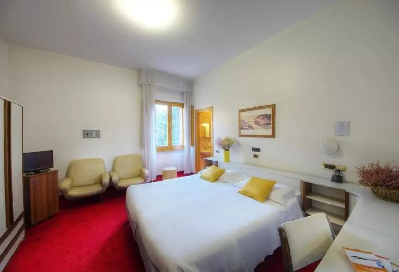 エコノミールーム, Grand Hotel Milano