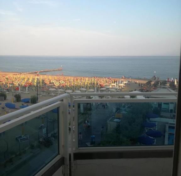 Triple Room Sea View, Heron