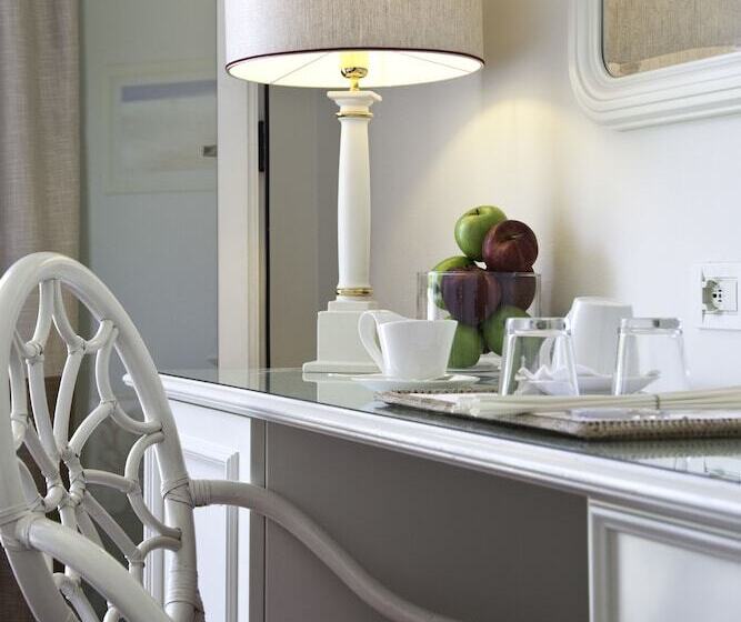 经典单人间, Il Negresco