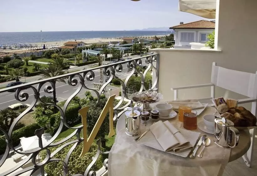 オーシャンビュークラシックルーム, Il Negresco