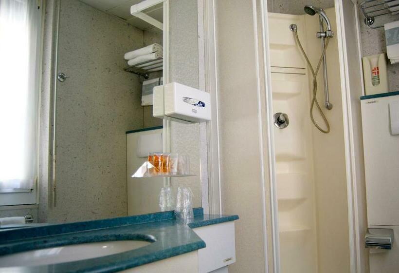 オーシャンビュースタンダードルーム, Internazionale