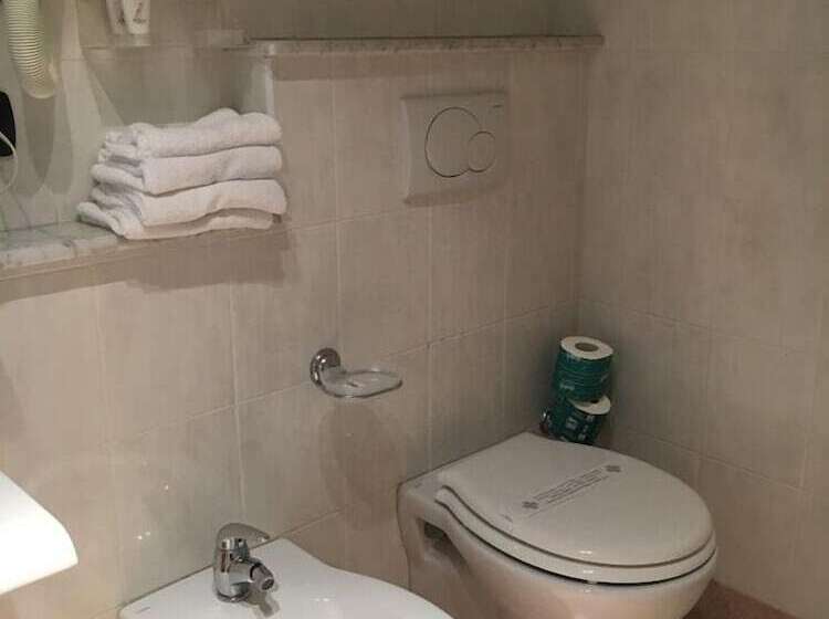 スタンダードルーム, Internazionale