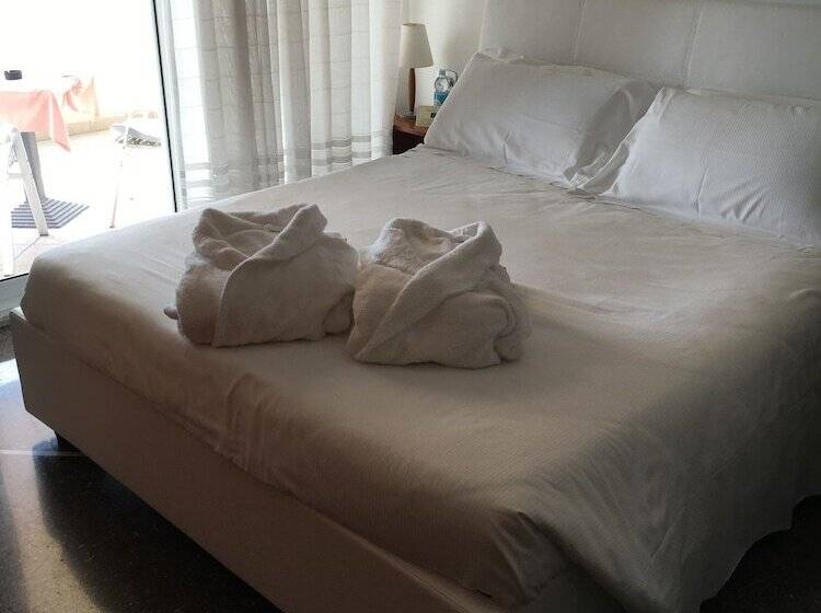 スタンダードルーム, Internazionale