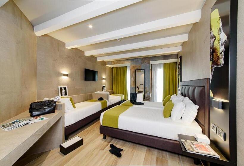 اتاق استاندارد چهار تخته, Just Hotel Milano