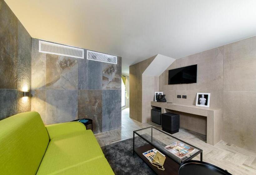 复式套房, Just Hotel Milano