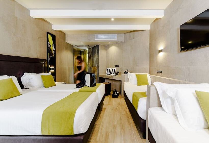 اتاق استاندارد چهار تخته, Just Hotel Milano