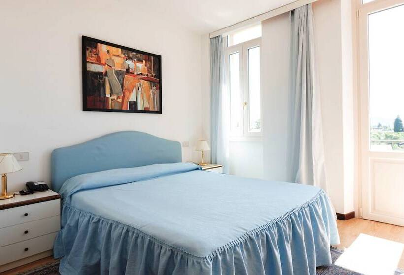 اتاق استاندارد, Maderno