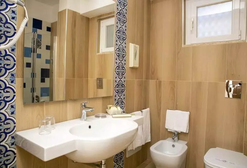 Standard Room with Balcony Side Sea View, Pietra Di Luna