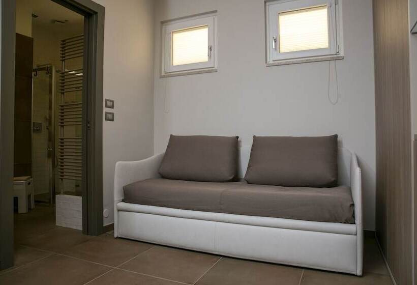 غرفة ديلوكس ذات إطلالة جانبية على البحر, Pietra Di Luna