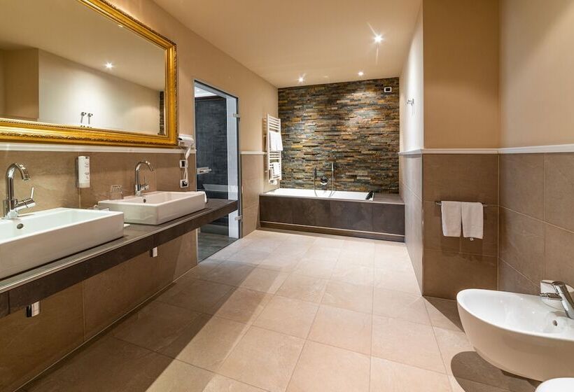 Люкс Повышенной Комфортности, Romantik Hotel Santer