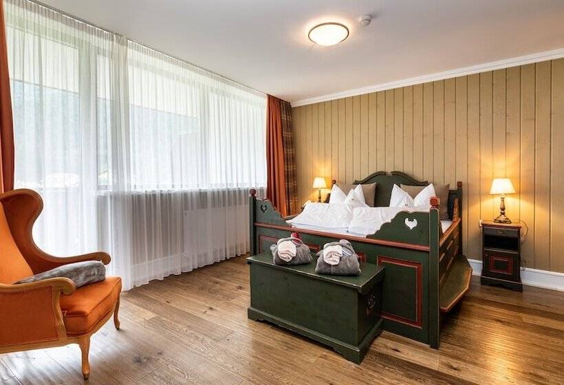 סוויטה דלוקס, Romantik Hotel Santer