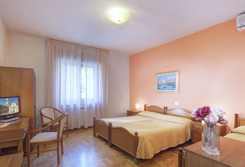 غرفة قياسية رباعية, San Gabriele