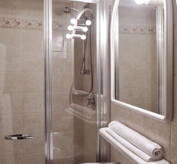 غرفة قياسية فردية, San Marco